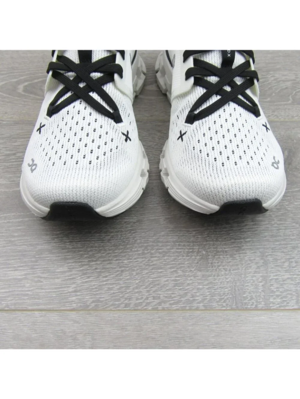 On Cloud X V4 Ivory Black Gym Running Shoes Women's Size 7.5 NEW